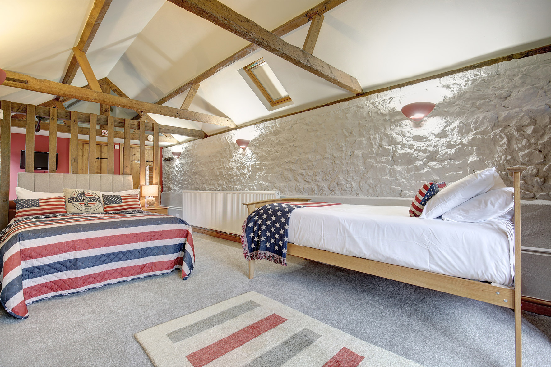 Lavender Barn - Family Bedroom