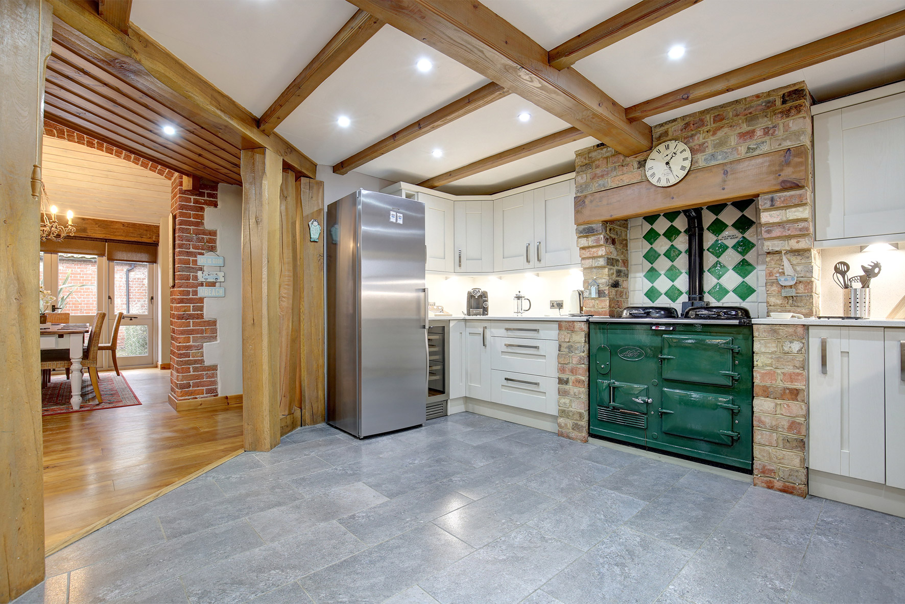 Lavender Barn - Kitchen